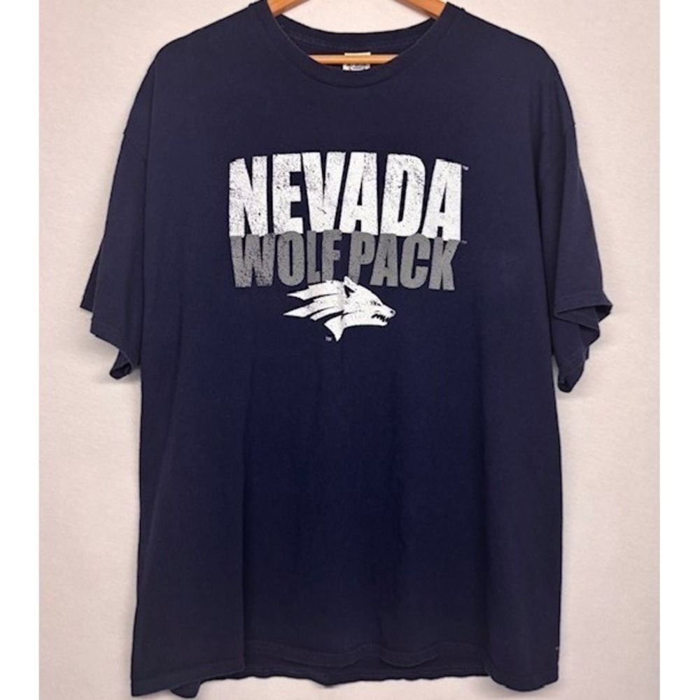 Delta‎ Nevada Wolf Pack T-Shirt Mens 2XL Navy Blue Pack Is Back Graphic Tee